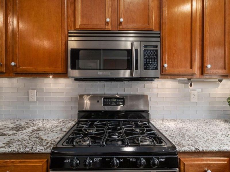 789 Northwest Boulevard, Unit G, Columbus, OH 43212 Photo 8