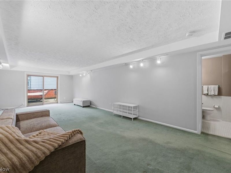 20100 Fairmount Boulevard, Unit 102, Shaker Heights, OH 44118 Photo 34