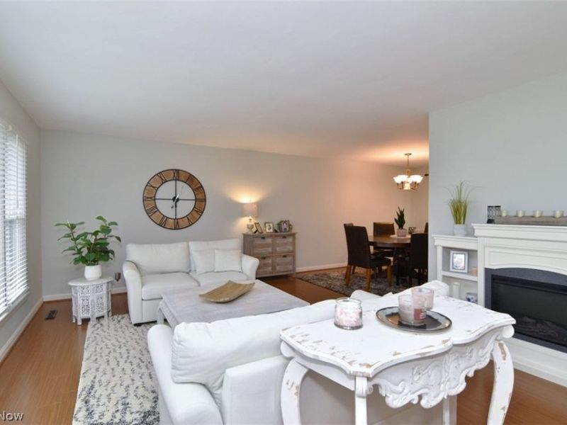 6419 Longridge Road, Mayfield Heights, OH 44124 Photo 2