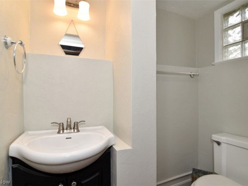 6419 Longridge Road, Mayfield Heights, OH 44124 Photo 29