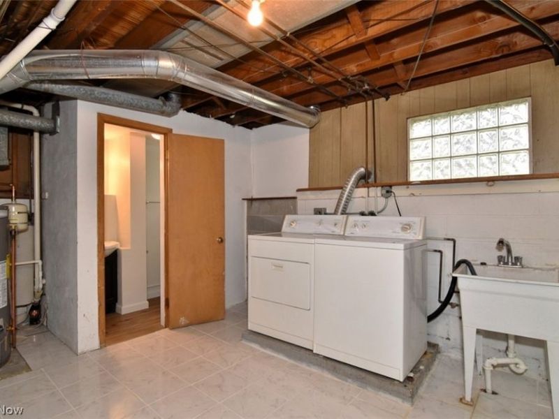 6419 Longridge Road, Mayfield Heights, OH 44124 Photo 31