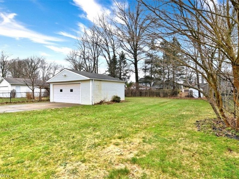 6419 Longridge Road, Mayfield Heights, OH 44124 Photo 35