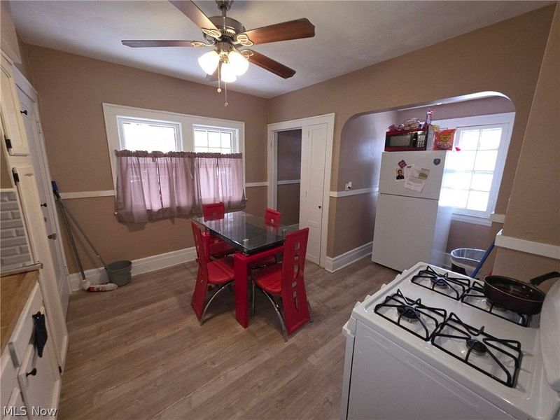 14013 Milverton Road , Cleveland, OH 44120 Photo 8