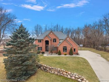 1486 Chestnut Trail, Oxford Twp, MI 48371