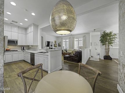 9900 Wilbur May Parkway, Unit 205, Reno, NV 89521 Photo