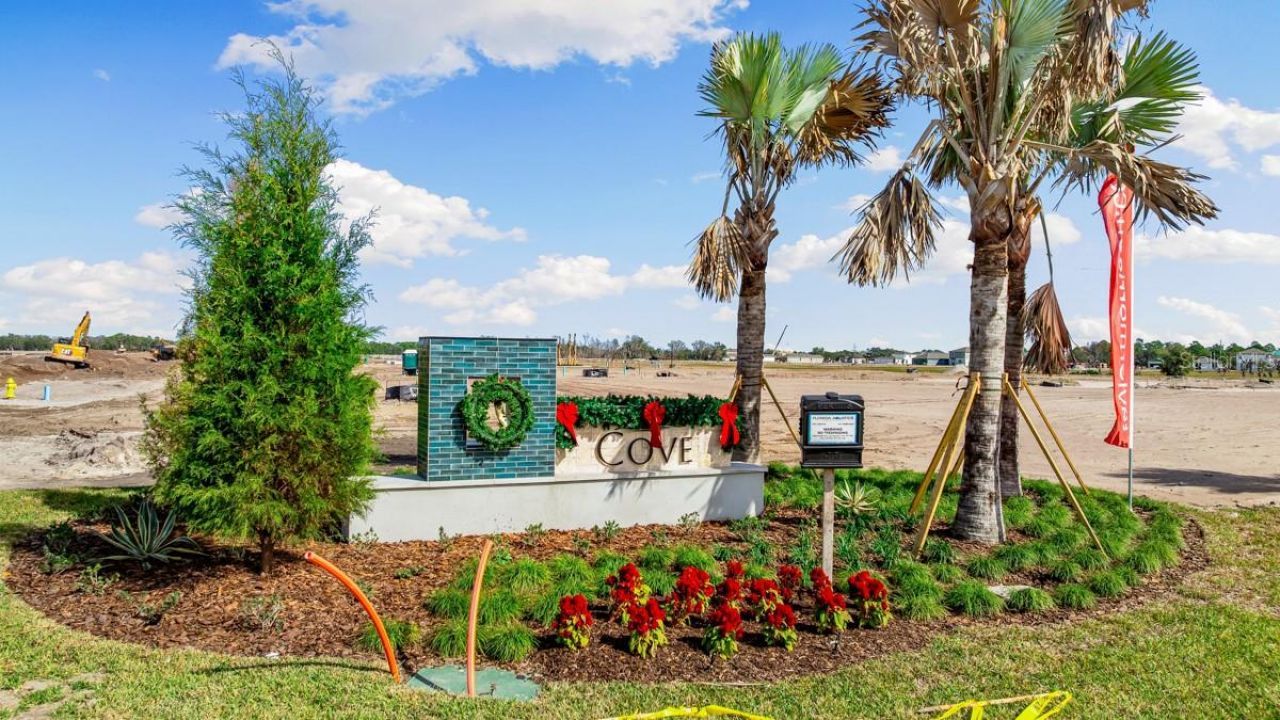 9329 Chiswell Trail, Palmetto, FL 34221 Photo