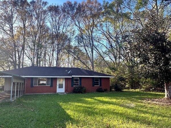 124 Cliff Mitchell Road, Picayune, MS 39466