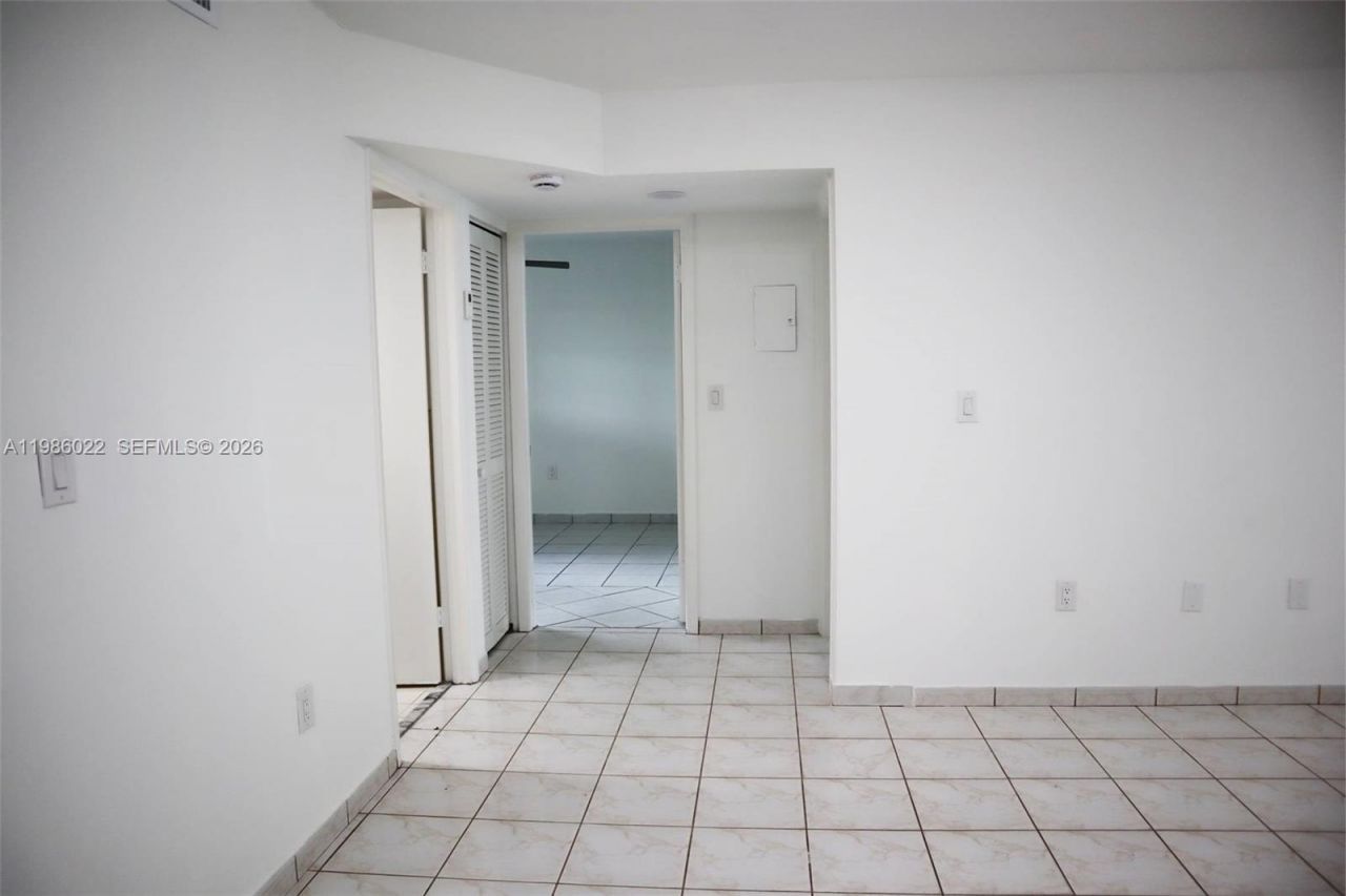10101 W Okeechobee Rd, Unit 12101, Hialeah Gardens, FL 33016 Photo