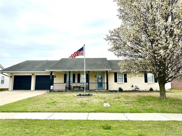 829 Plantation Boulevard , Sikeston, MO 63801