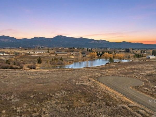 103 Sunbridge, McCall, ID 83638