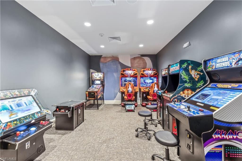 13821 Pine Lodge Ln, Fort Myers, FL 33913 Photo