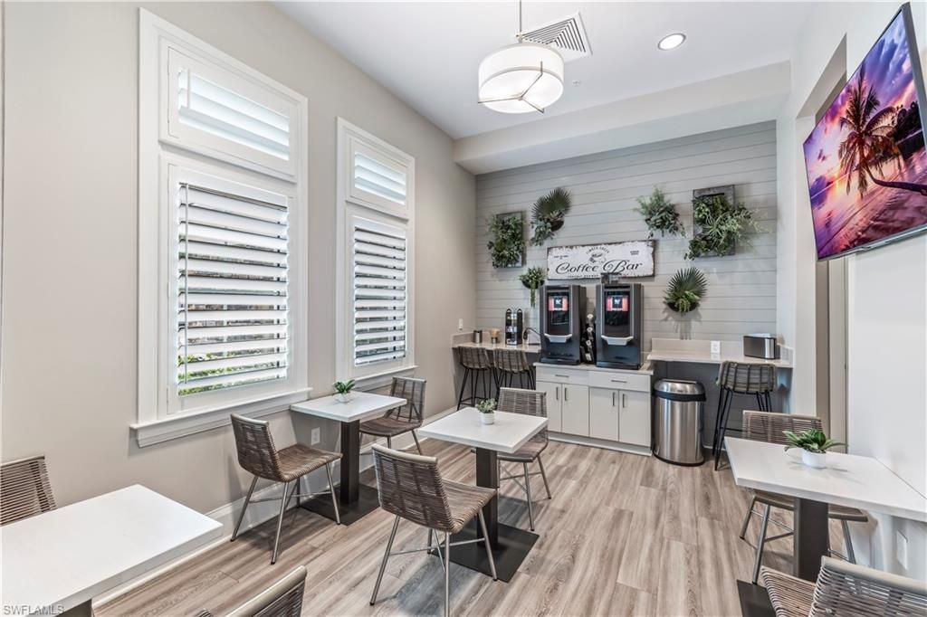 13821 Pine Lodge Ln, Fort Myers, FL 33913 Photo