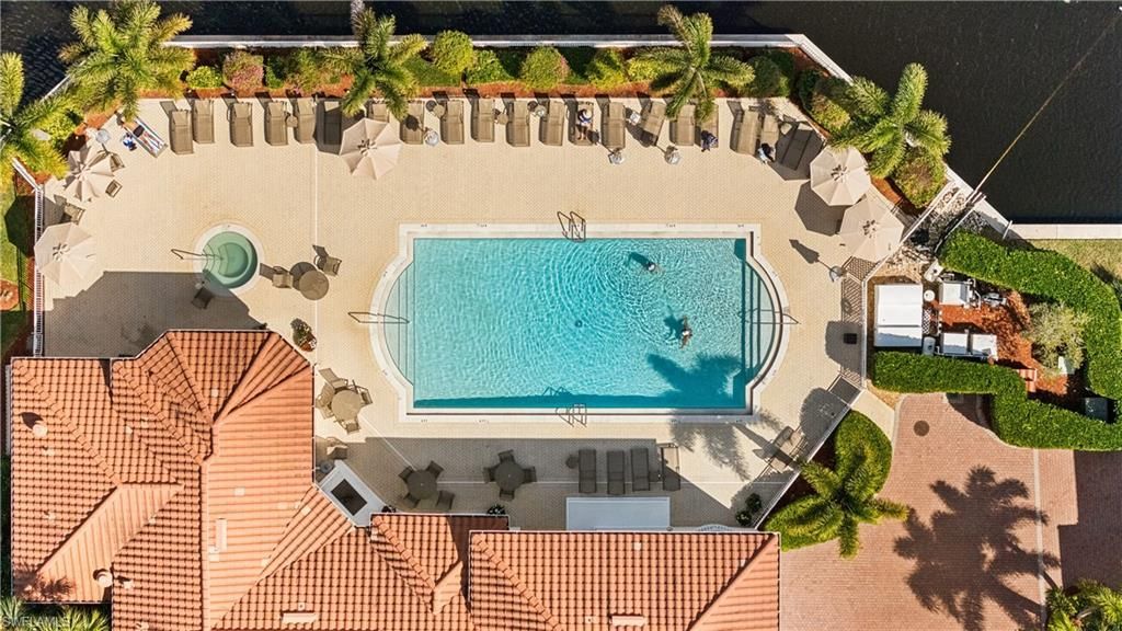 800 L Ambiance Cir, Unit 208, Naples, FL 34108 Photo