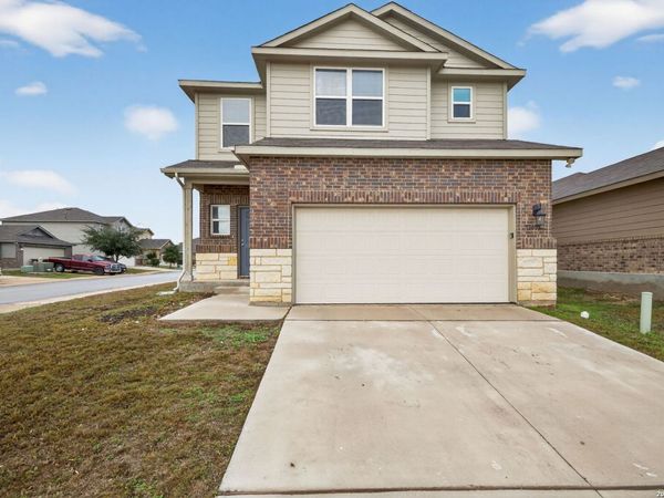 13003 Lineberry Ln, St Hedwig, TX 78152