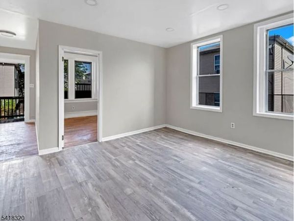 84 2Nd St, Unit 4, Elizabeth, NJ 07206