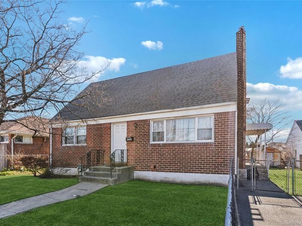 2036 Front Street , East Meadow, NY 11554