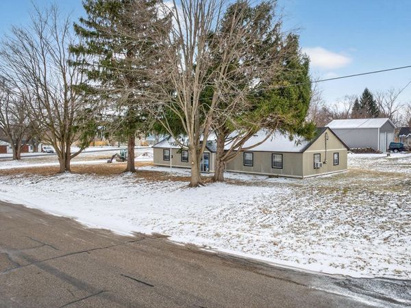 325 Main Street, Cement City, MI 49233