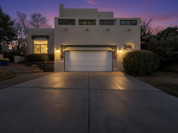 12520 Crested Moss Road NE, Albuquerque, NM 87122