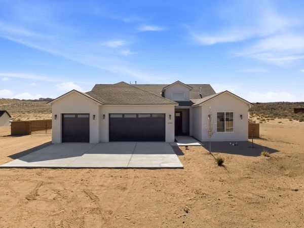 1616 Pine Road NE, Rio Rancho, NM 87144
