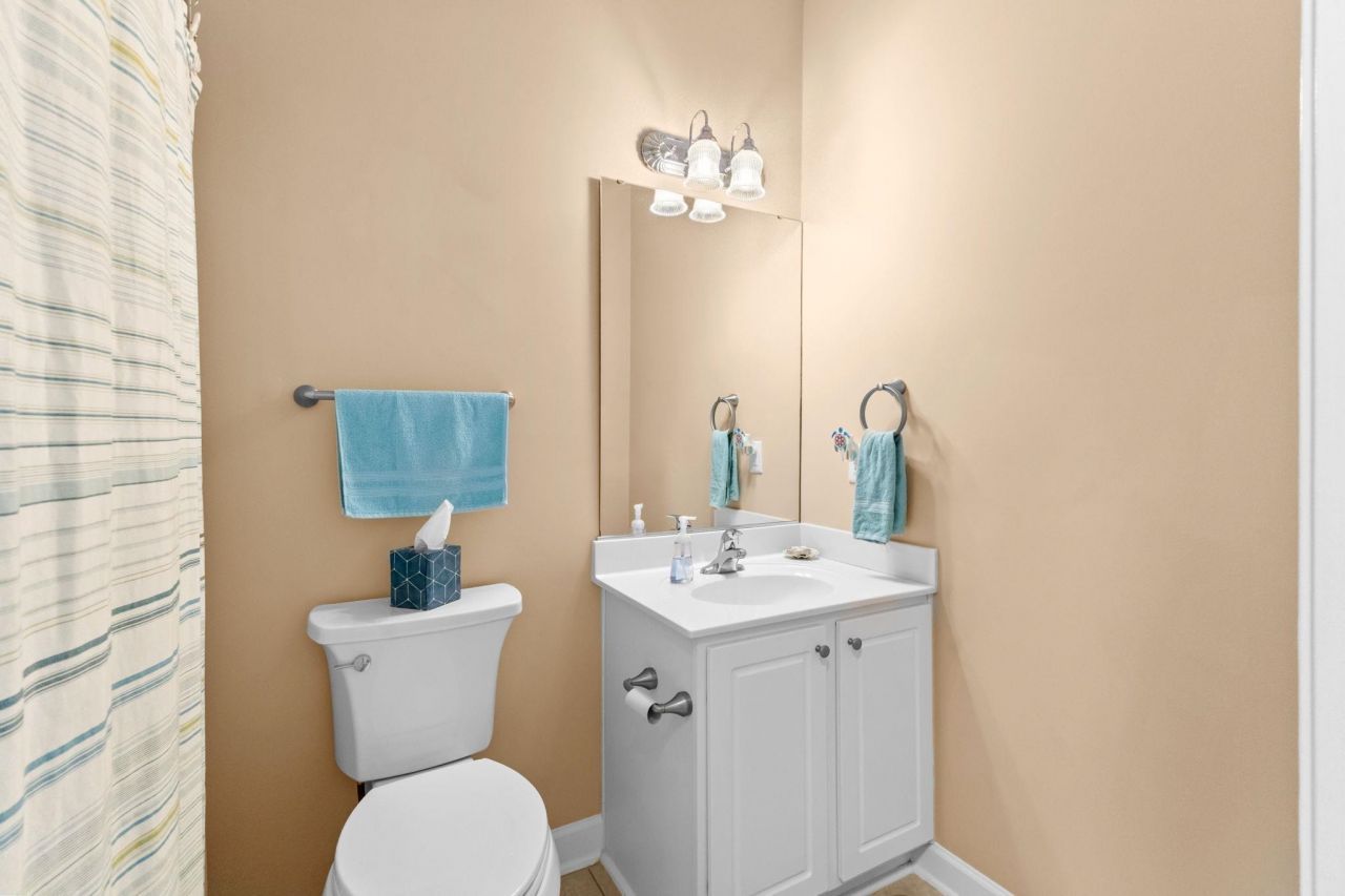 6253 Catalina Dr. Photo 34