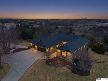 853 Skyline Drive, Blair, NE 68008