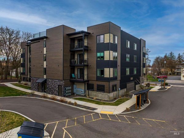 109 N Almon Street #203, Moscow, ID 83843