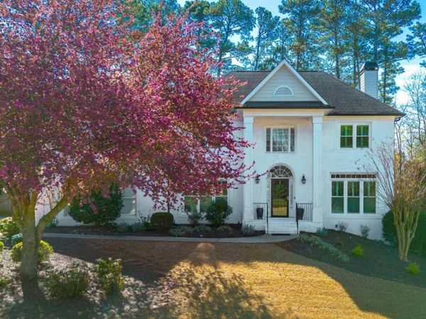 555 White Ridge Trace, Lawrenceville, GA 30043