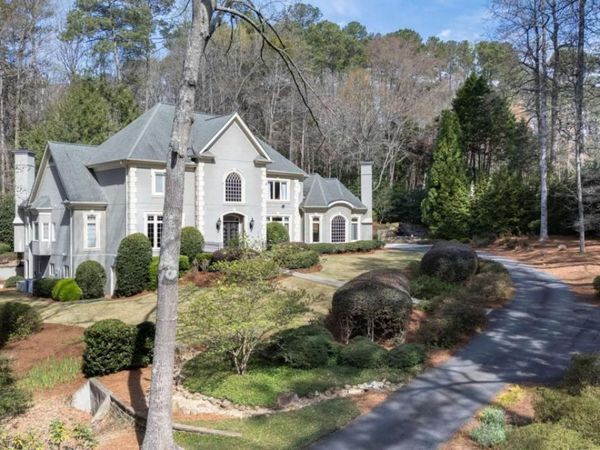 1155 Crest Valley Drive NW, Sandy Springs, GA 30327