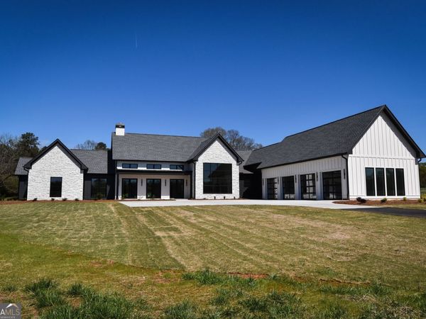 1825 Andora Court, Bishop, GA 30621