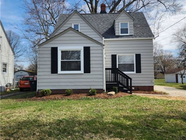 845 Willard Avenue SE, Warren, OH 44484