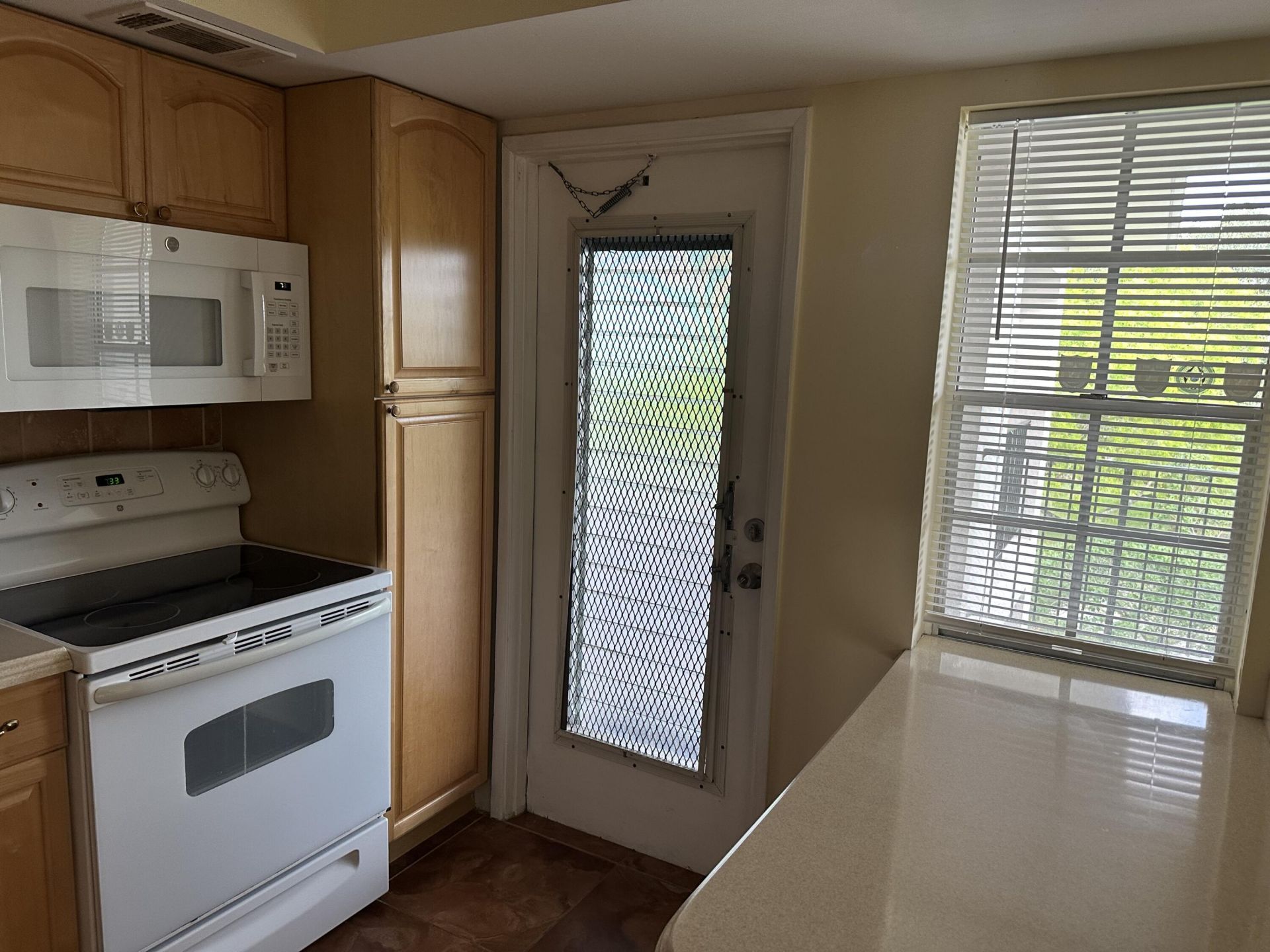2900 Palm Aire Dr, Unit 406, Pompano Beach, FL 33069 Photo