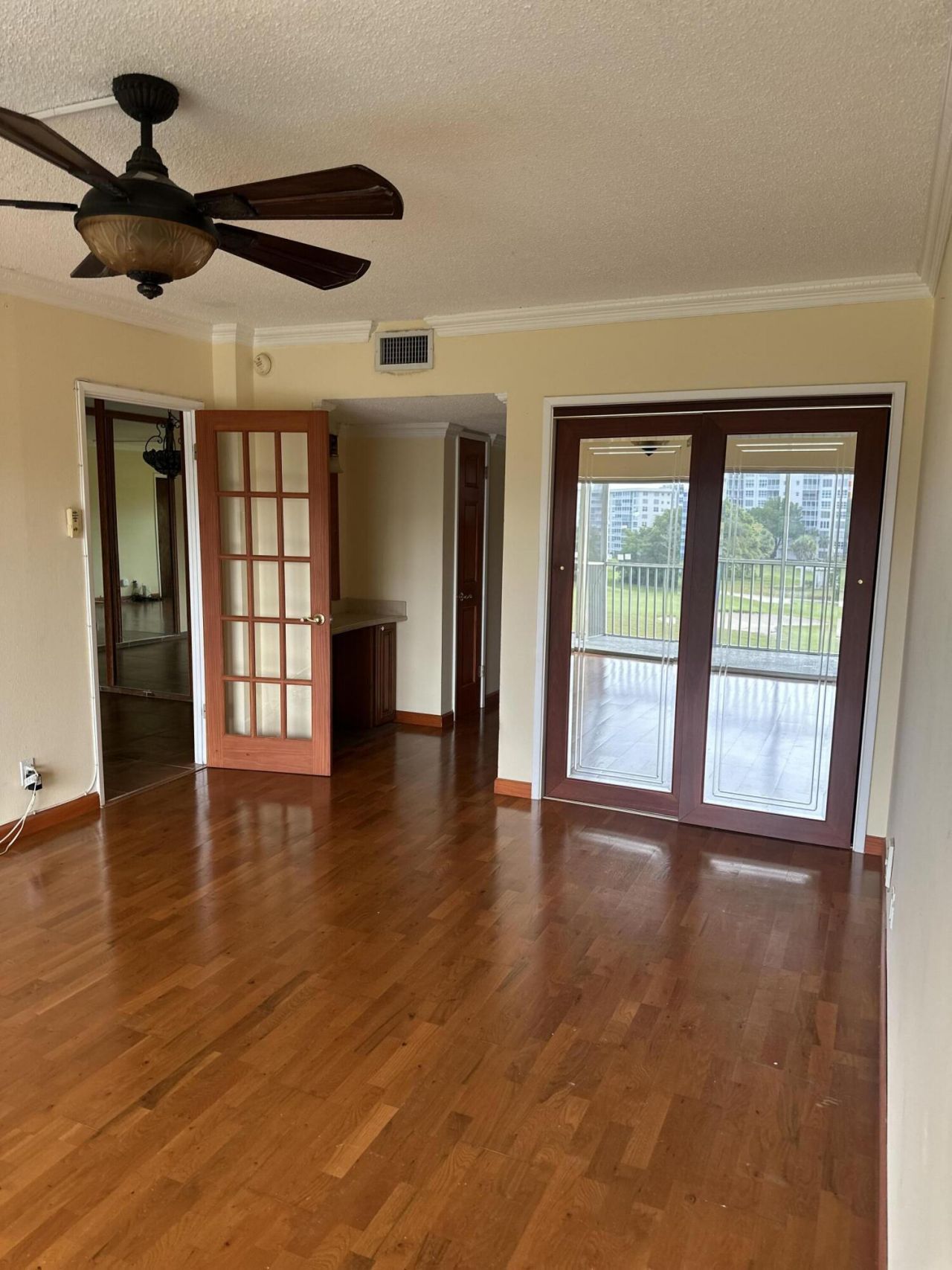 2900 Palm Aire Dr, Unit 406, Pompano Beach, FL 33069 Photo
