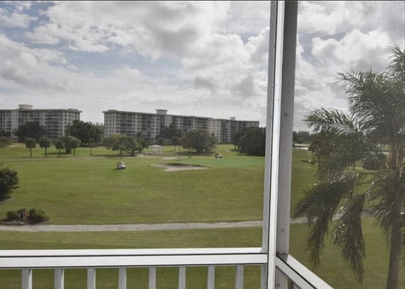 2900 Palm Aire Dr, Unit 406, Pompano Beach, FL 33069 Photo