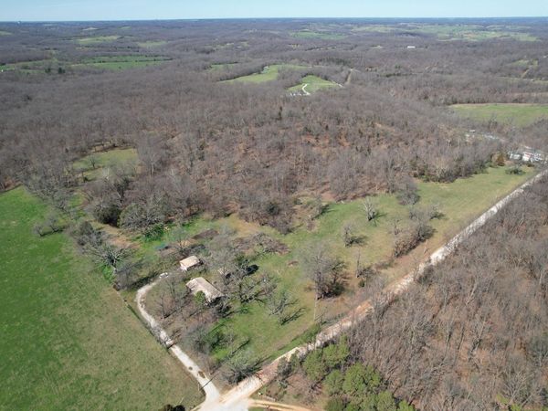 14497 Farm Road 1145 , Cassville, MO 65625