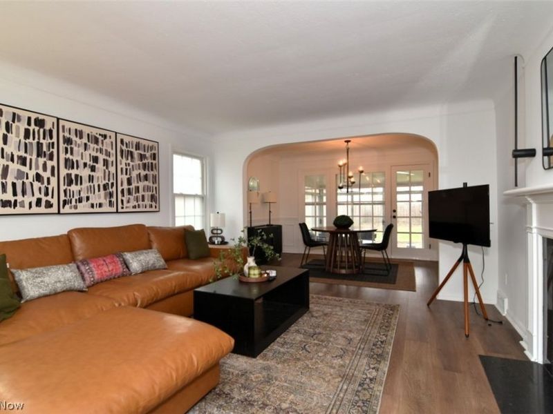 3677 Stoer Road, Shaker Heights, OH 44122 Photo 5