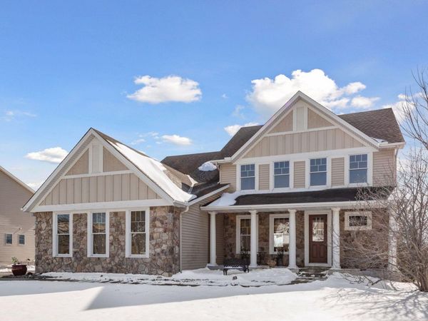 1745 Carriage Drive, Victoria, MN 55386