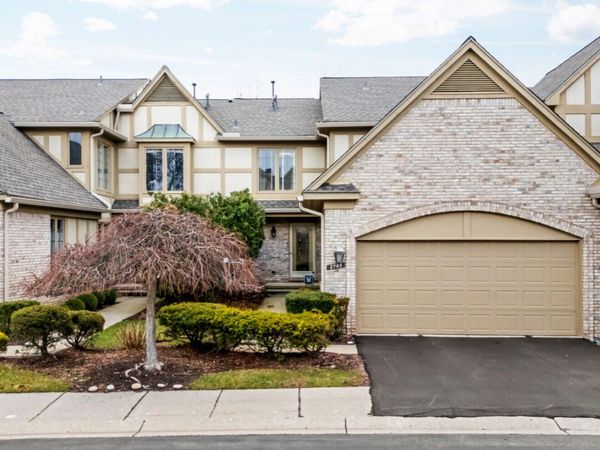 2705 Maitland Drive, Ann Arbor, MI 48105