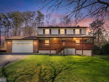 9024 BABER DRIVE, MANASSAS, VA 20112