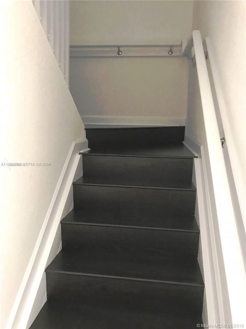 210 NW 109 Ave, Unit 215, Miami, FL 33172 Photo