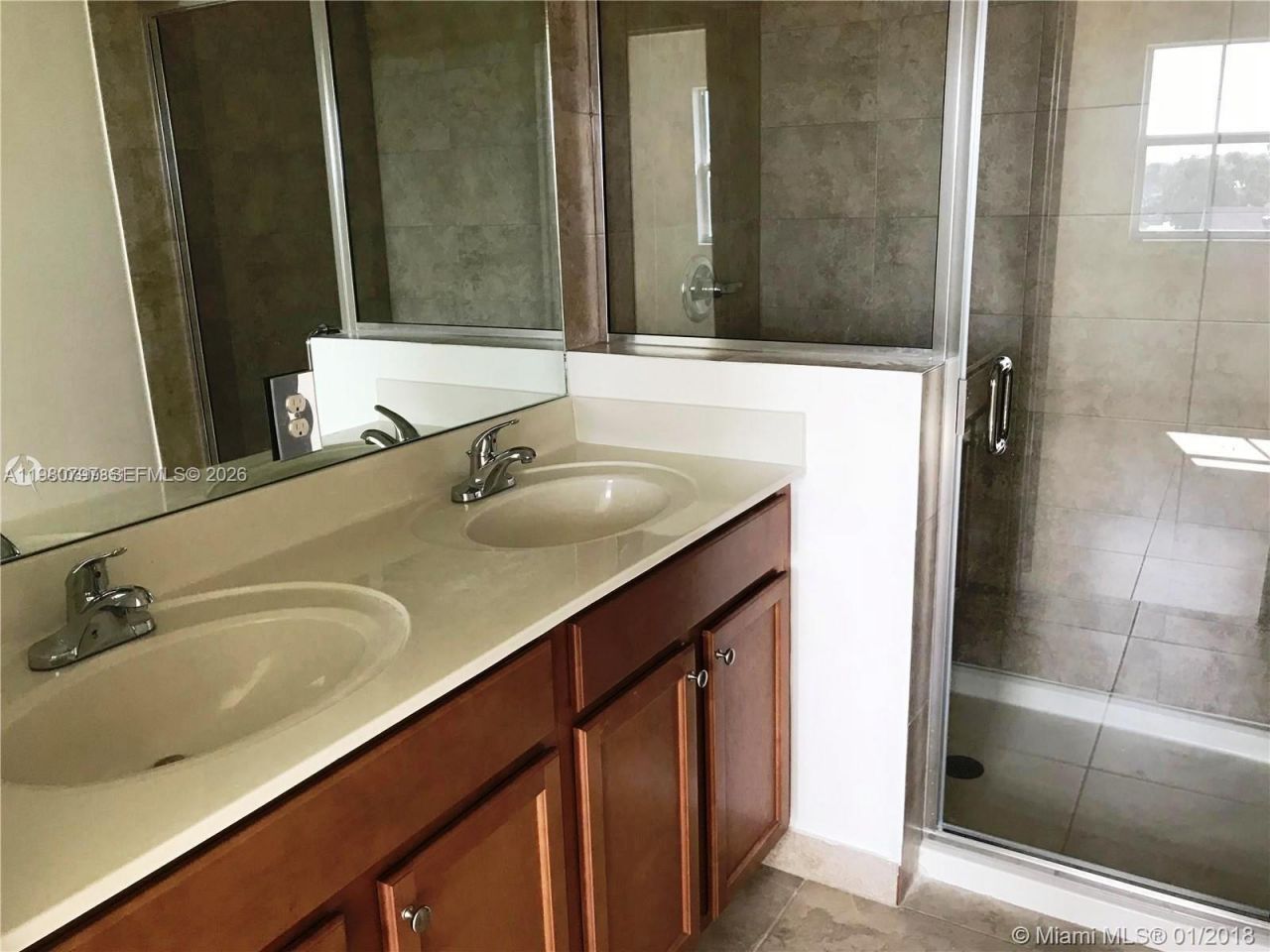 210 NW 109 Ave, Unit 215, Miami, FL 33172 Photo