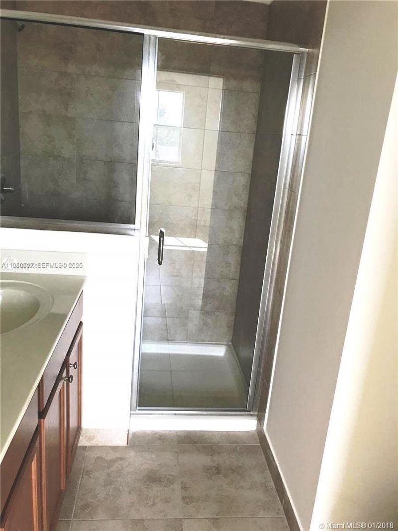 210 NW 109 Ave, Unit 215, Miami, FL 33172 Photo