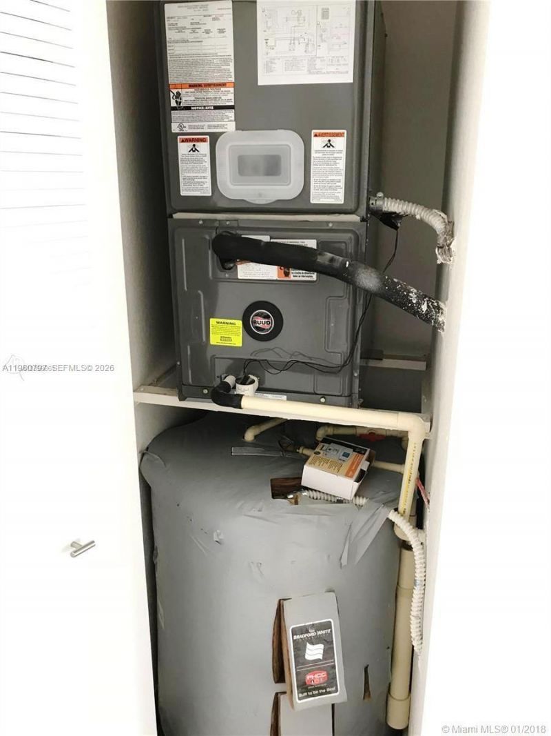 210 NW 109 Ave, Unit 215, Miami, FL 33172 Photo