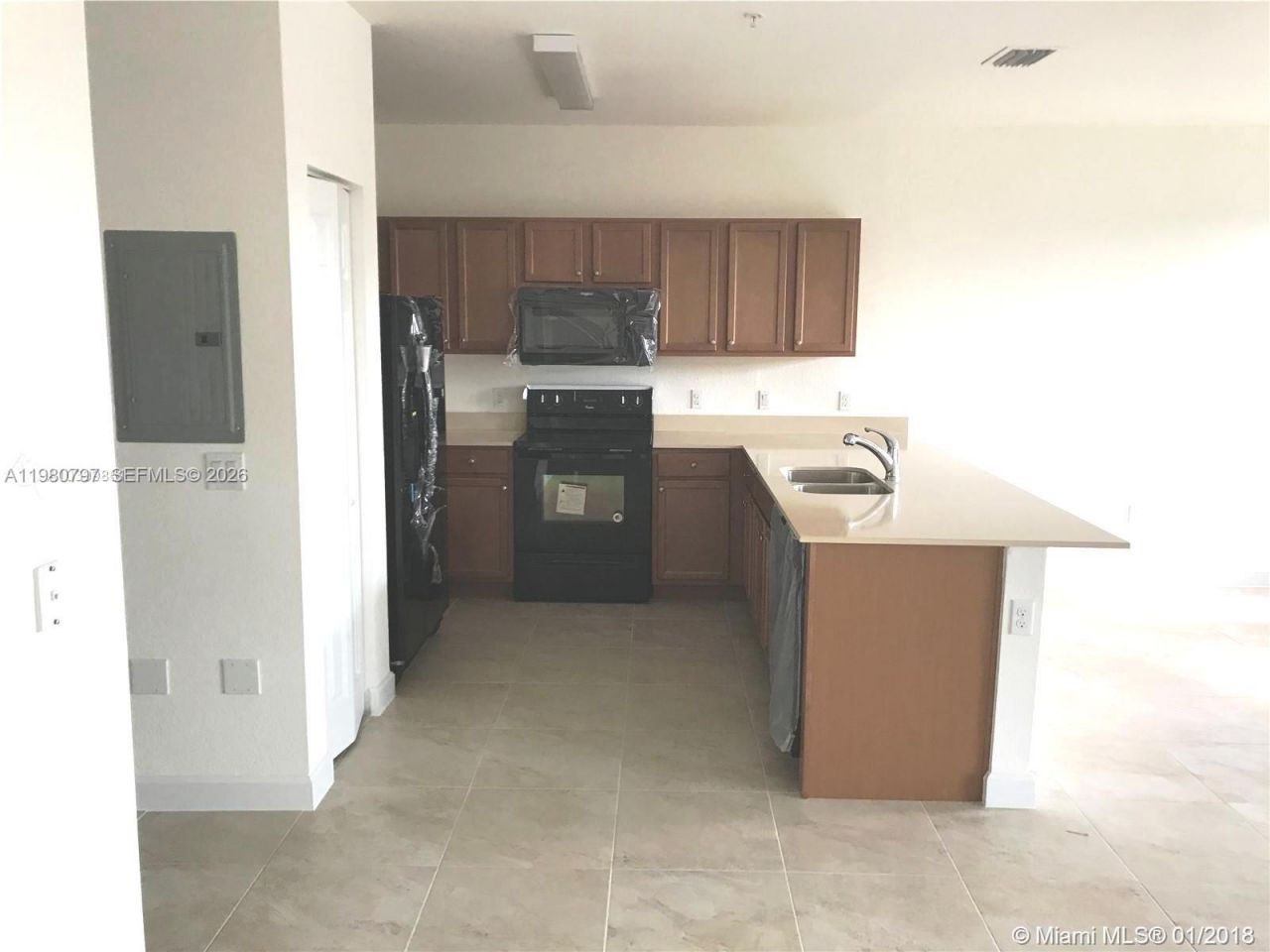 210 NW 109 Ave, Unit 215, Miami, FL 33172 Photo