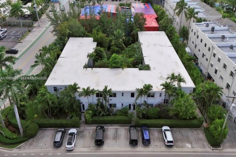 10076 E Bay Harbor Dr , Unit 76D, Bay Harbor Islands, FL 33154 Photo