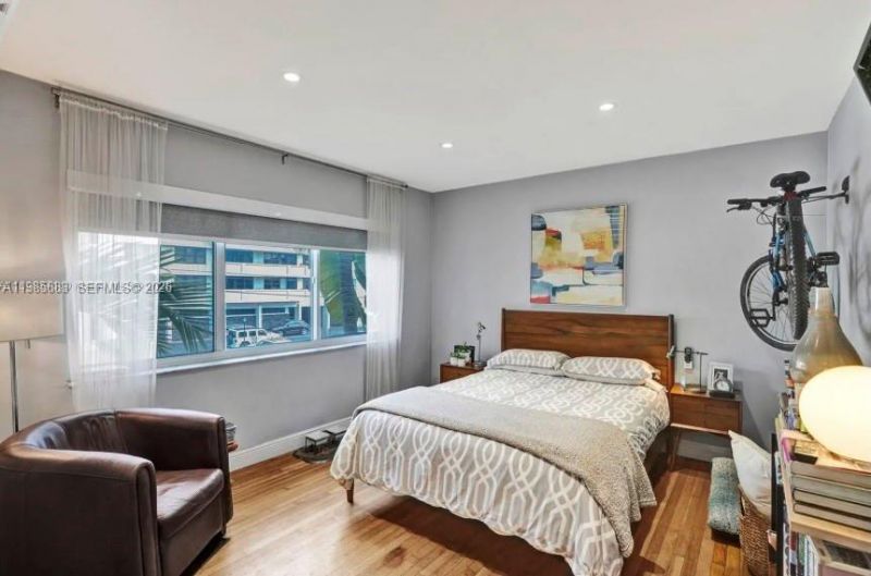 10076 E Bay Harbor Dr , Unit 76D, Bay Harbor Islands, FL 33154 Photo