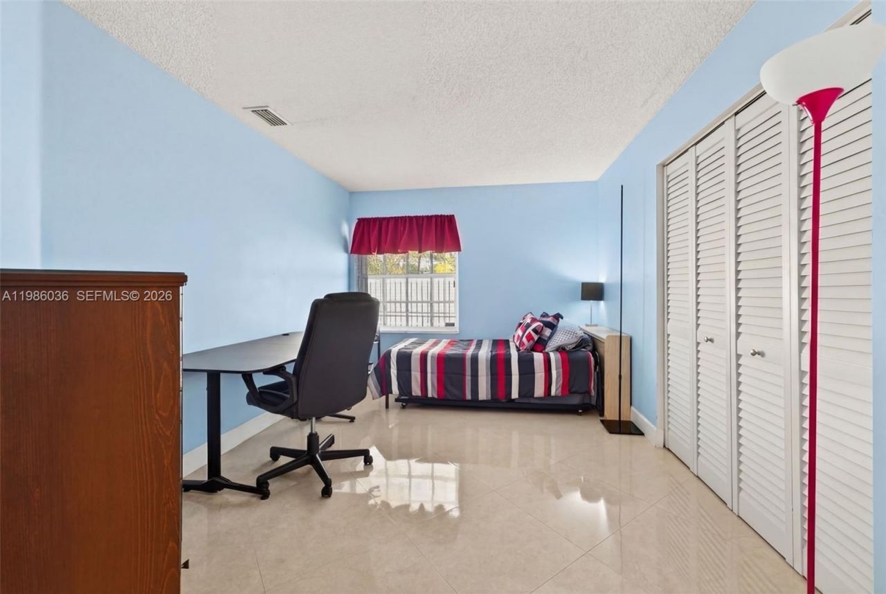 1495 Garden Rd , Weston, FL 33326 Photo