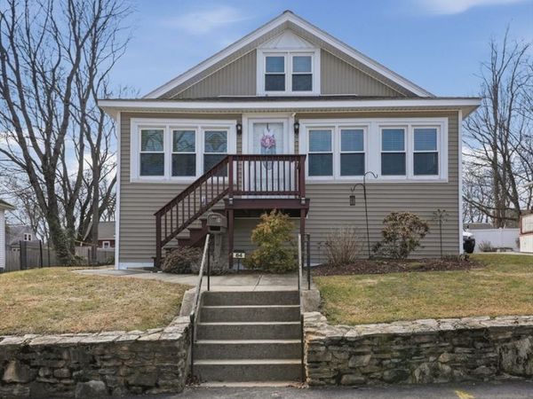 84 Eureka St., Worcester, MA 01603