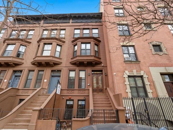 236 W 112th Street, Unit 2, New York (Manhattan), NY 10026