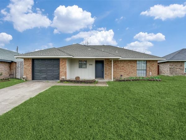 3710 Lillie Street, Sachse, TX 75048