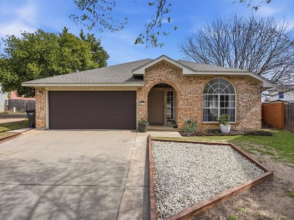 4217 Heritage Way Drive, Fort Worth, TX 76137